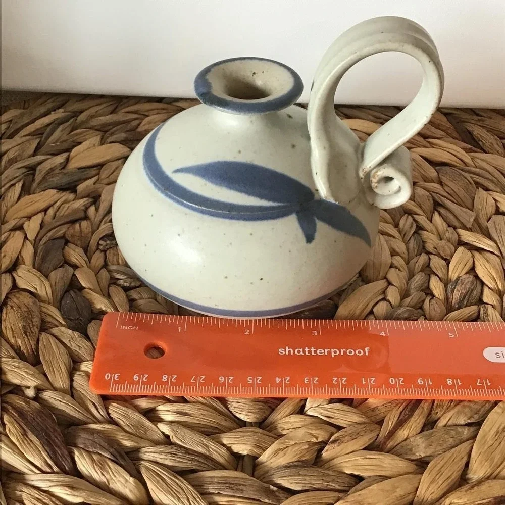 Vtg Studio Pottery Bud Vase Chamberstick‎ Blue White Scrolled Handle 4.5 inch